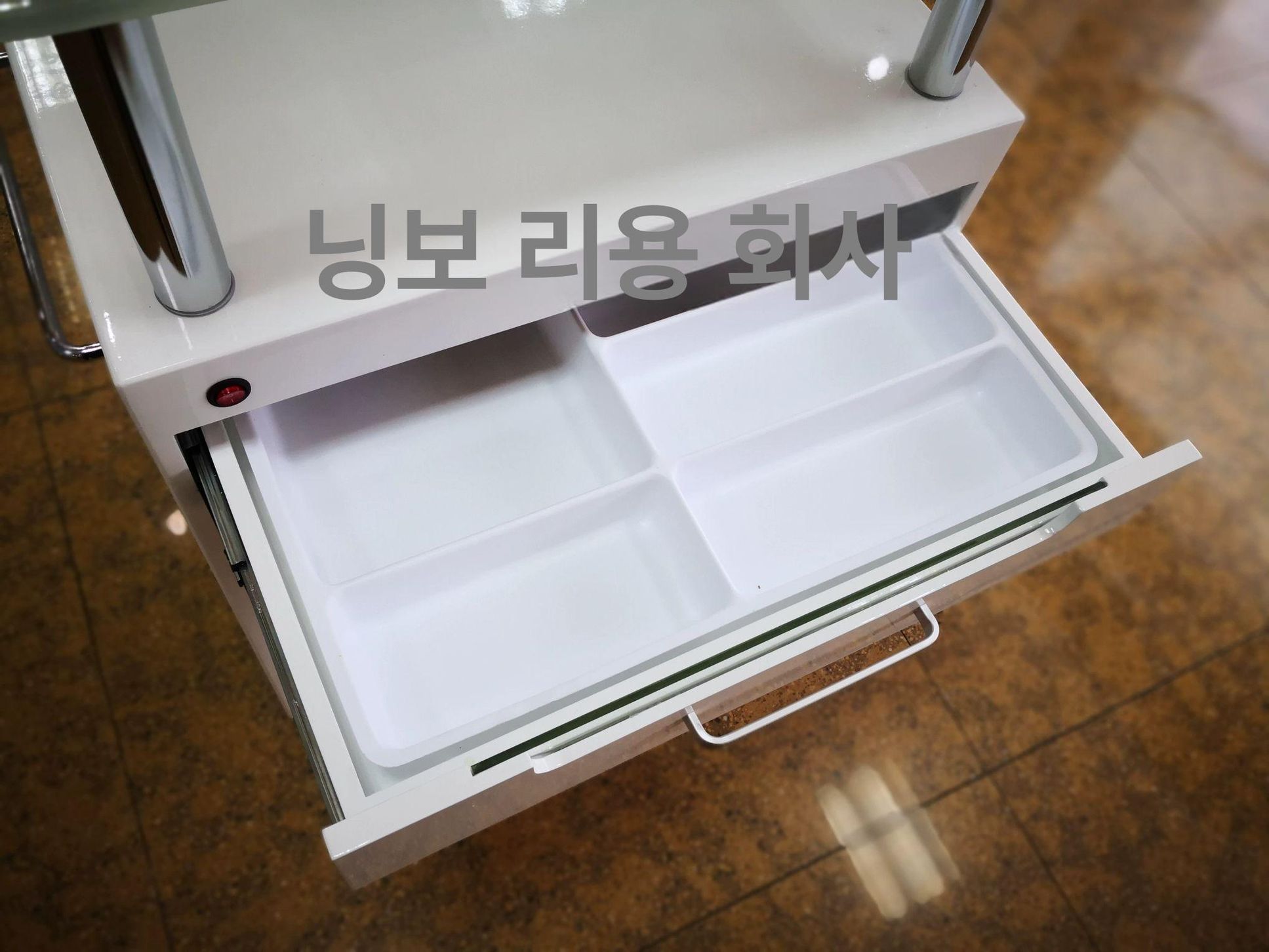 트롤리 피부미용웨건 조명달린 네일샵 미용실 카트 - 상세 이미지 2