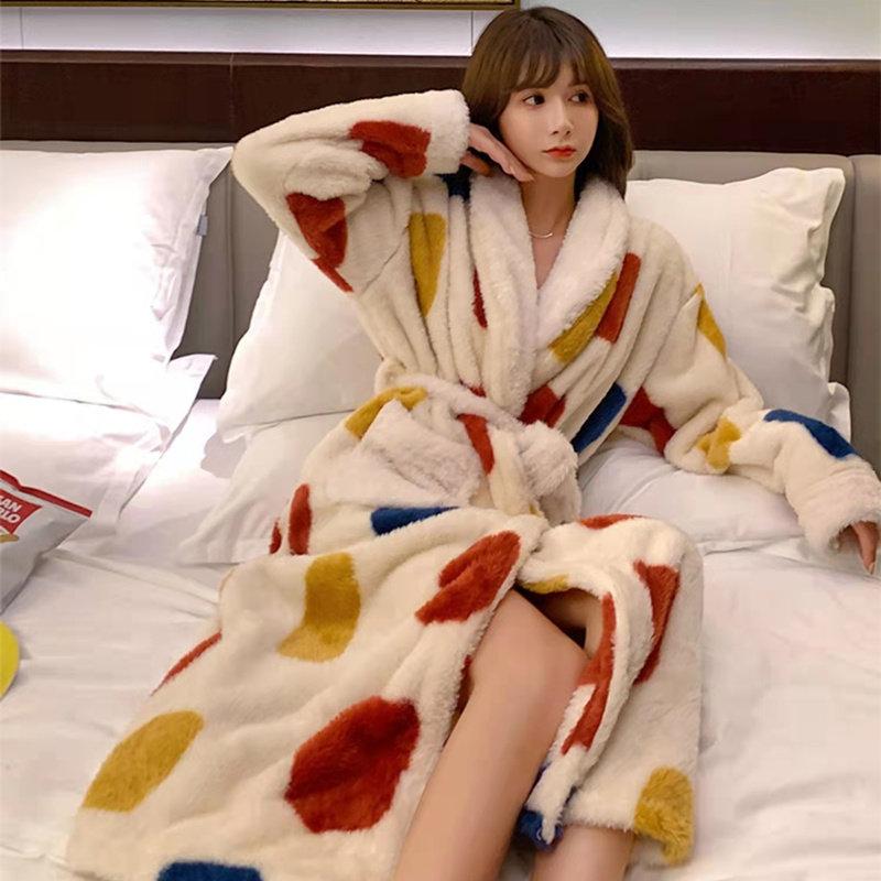 여자샤워가운 극세사 로브 롱 착용 수면 호텔 샤워가운 겨울 입는 롱가운 샤워 세면 여자 - 상세 이미지 3