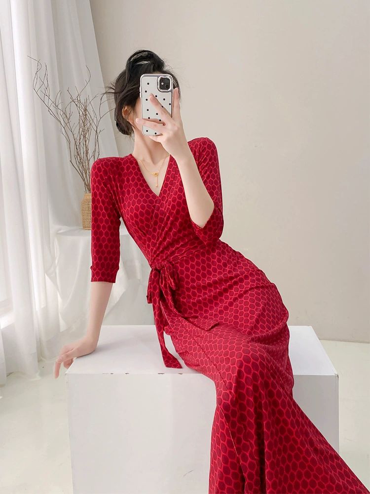 프렌치 무드 레드 브이넥 랩 원피스 휴양지 휴가룩 맥시 롱 드레스 - 상품 이미지