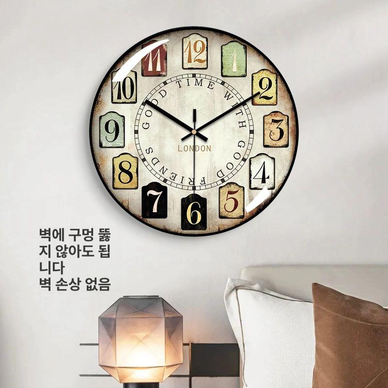 원목 원형벽시계 북유럽 침실 조용한 심플 벽걸이 거실용 엔틱 레트로 거실시계 축광 - 상세 이미지 3
