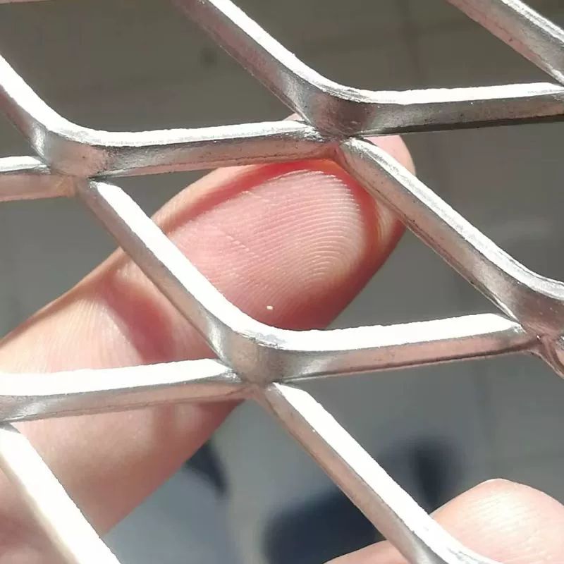 아연도금 메쉬망 두꺼운철조망 미끄럼방지 철조망 작업장 건축 그릴망 천장 철망 바닥 사육장 - 상세 이미지 4