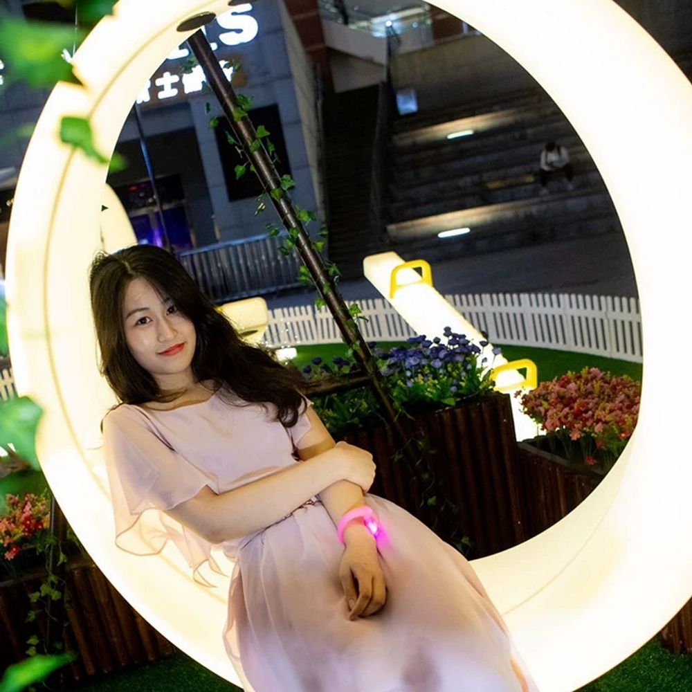 스윙 달그네 야외 LED 포토존 카페 펜션 스윙체어 간접조명 실외 인테리어 매달림 이미지 6