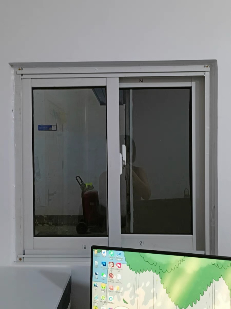 프레임 환기창 화장실 화이트 미닫이창 펀칭 욕실 높이 덮개 에어컨 블라인드 그릴창 - 상세 이미지 4