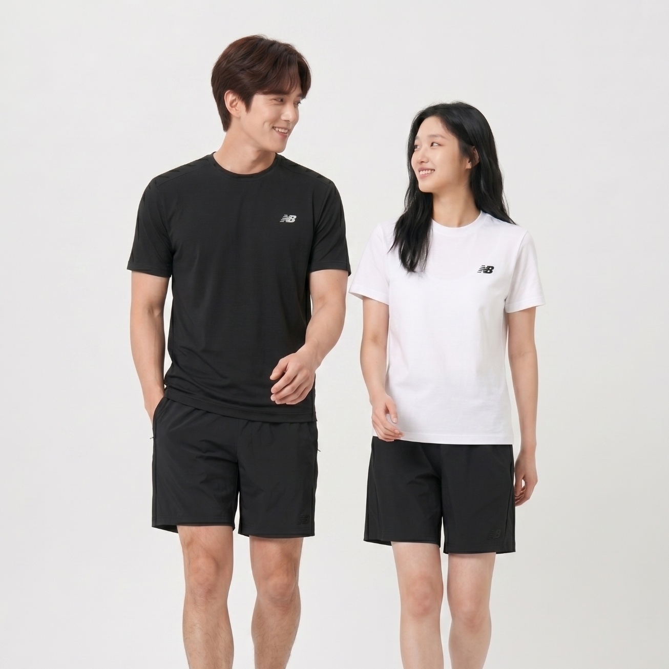 뉴발란스 반팔티 티셔츠 남녀공용 스몰로고 - 상세 이미지 3