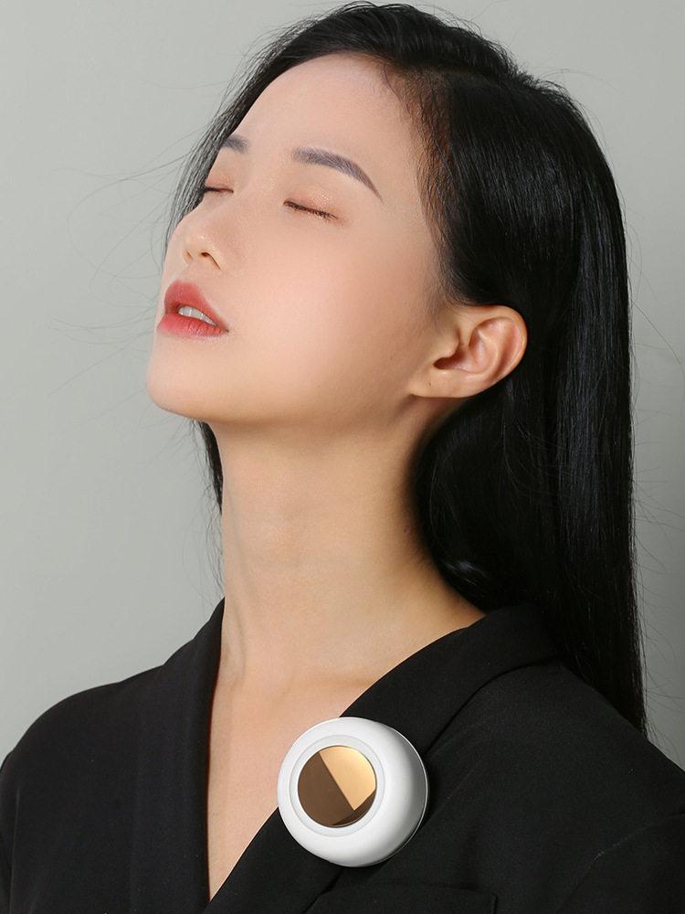 휴대용 미니 목풍기 강풍 충전식 옷깃 클립팬 탁상용 선풍기 여름 필수 이미지 6