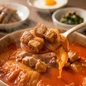 [1팩] 2인분 돼지김치찌개 밀키트 한식 집밥 캠핑 술안주 자취생 직장인... 맛있게 먹은 솔직 후기 - 상품 이미지 4