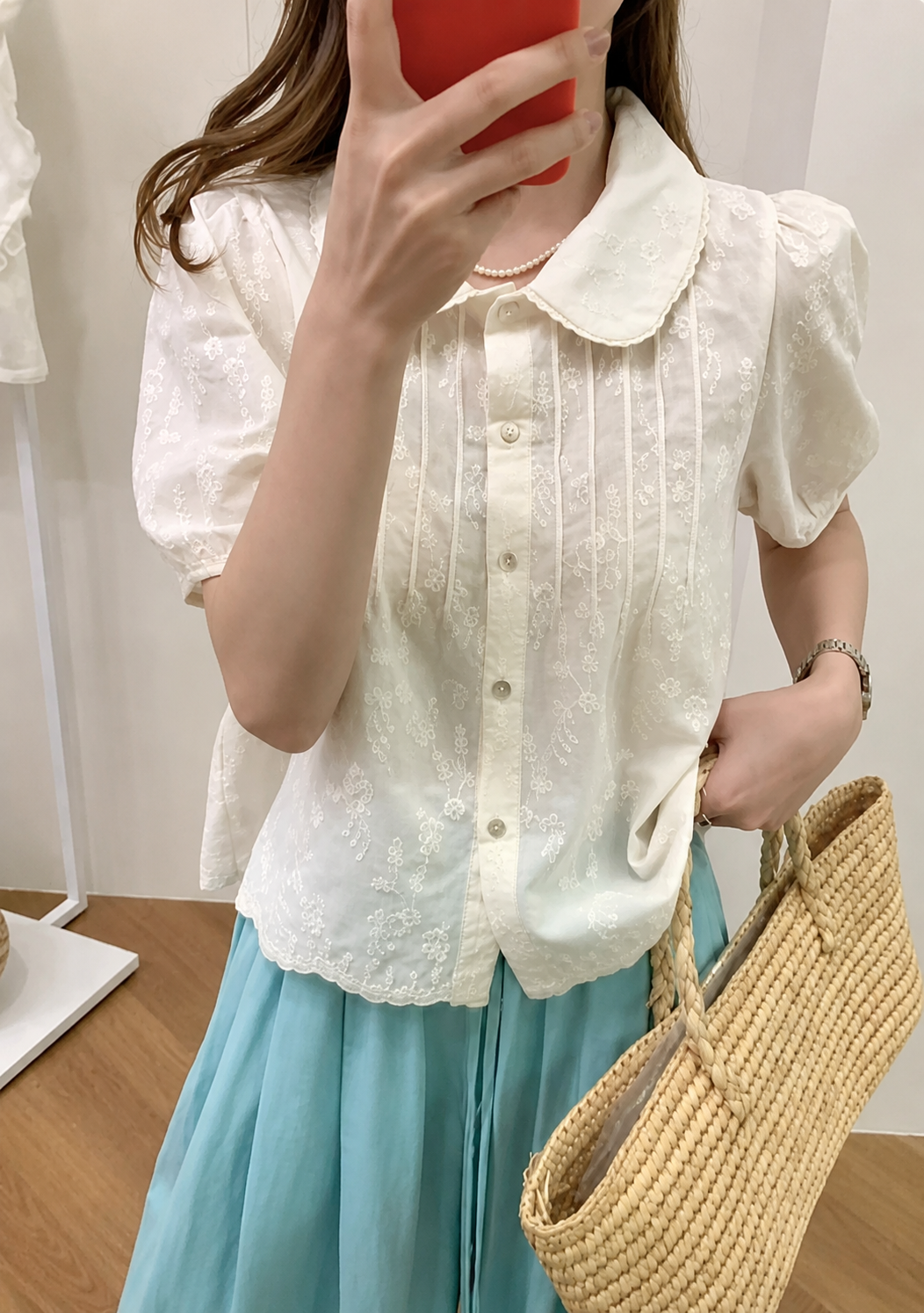 네이버 플라워자수 둥근세라카라 핀턱 코튼블라우스 여성 반팔