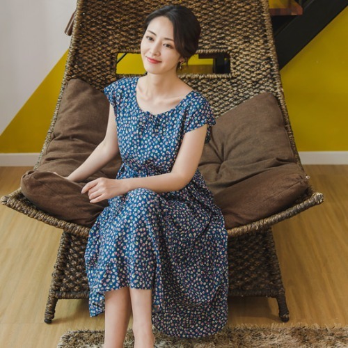 엄마옷 조이마담 H8096 잔꽃 프릴 홈웨어 원피스 중년여성의류 - 상품 이미지