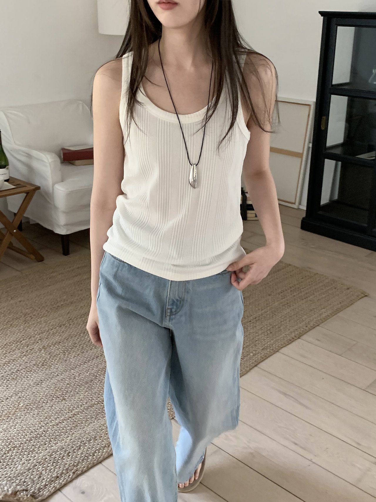 오버무드 여름 골지 유넥 라운드 컬러 나시티 베이직 슬림 민소매 이너탑 - 상세 이미지 2