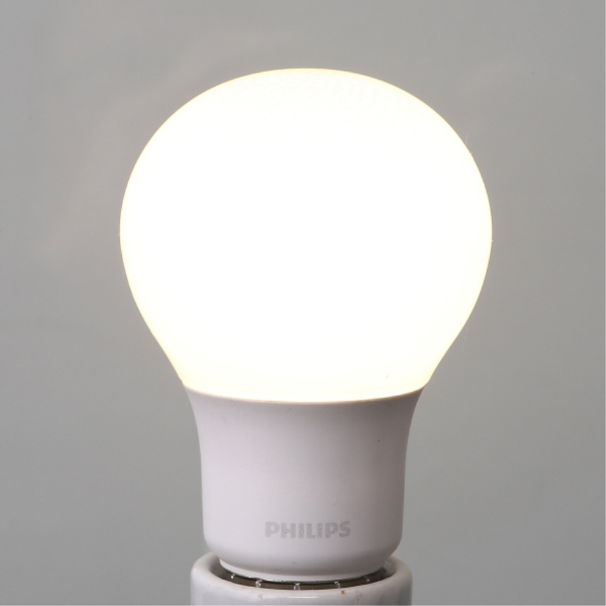 필립스 LED 벌브 전구 젠8 8W 전구색 3000K 매장 카페 줄조명 램프 - 상세 이미지 3