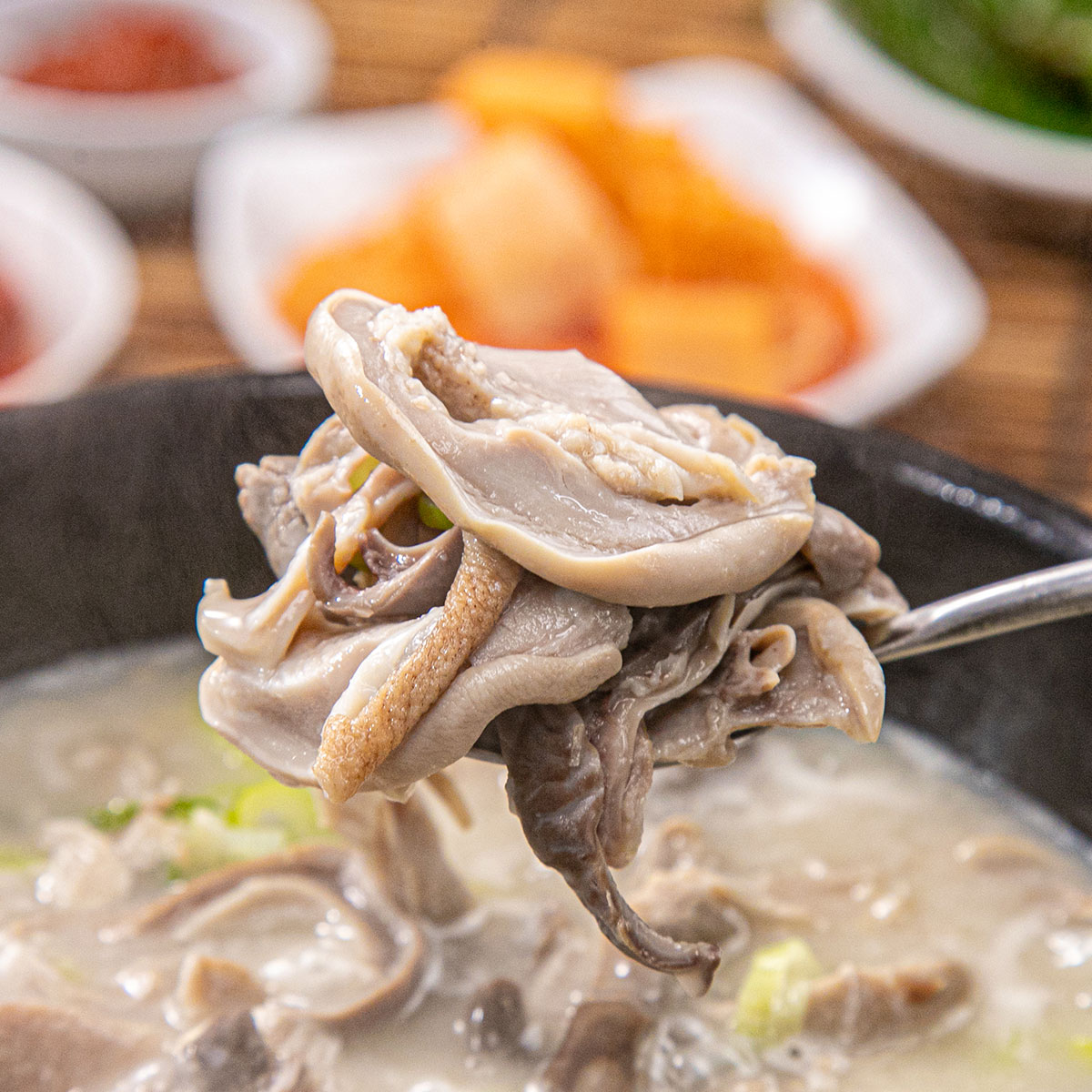 잡내없는 진한 돼지국밥 500g 2+1팩 - 상세 이미지 3