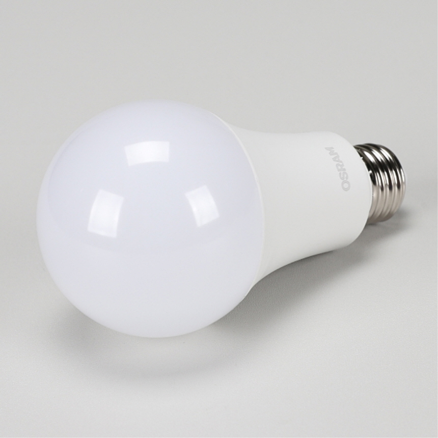 오스람 LED 벌브 전구 1등급 18W 주광색 865 6200K 매장 카페 줄조명 램프 - 상세 이미지 4