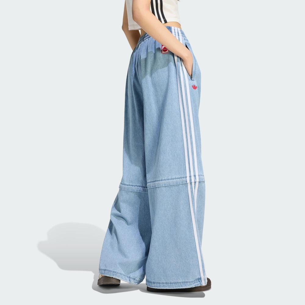 [아디다스 공식] ADIDAS X COCA-COLA 아딜레늄 파이어버드 데님 트랙 팬츠 KY7557 - 상세 이미지 3