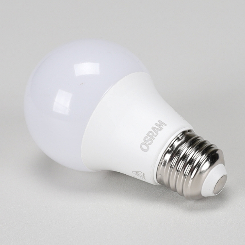 오스람 LED 벌브 전구 8W 주광색 865 6600K 매장 카페 줄조명 램프 - 상세 이미지 5