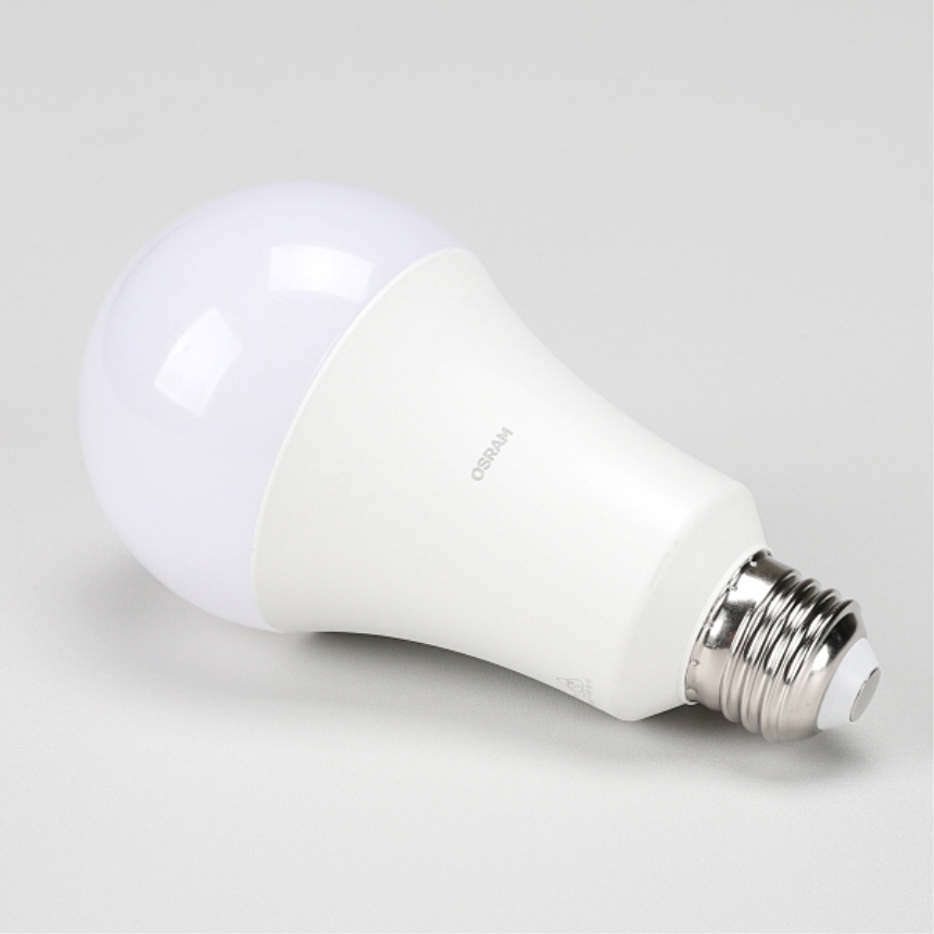 오스람 LED 벌브 전구 1등급 18W 전구색 827 2700K 매장 카페 줄조명 램프 - 상세 이미지 5
