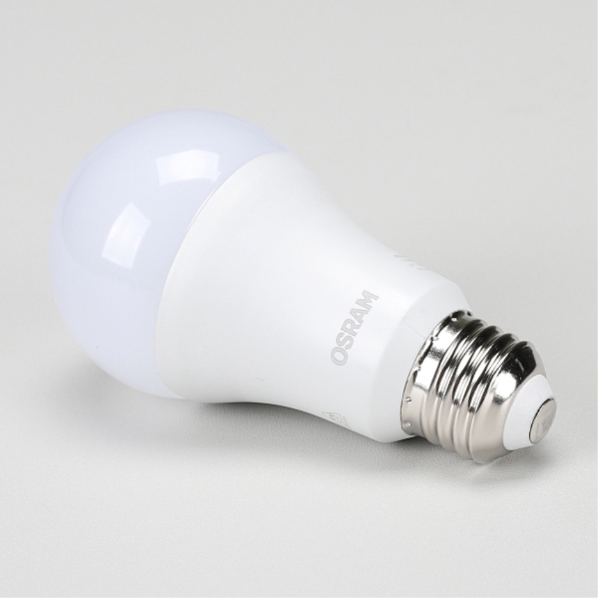 오스람 LED 벌브 전구 1등급 13.5W 전구색 827 2700K 매장 카페 줄조명 램프 - 상세 이미지 5