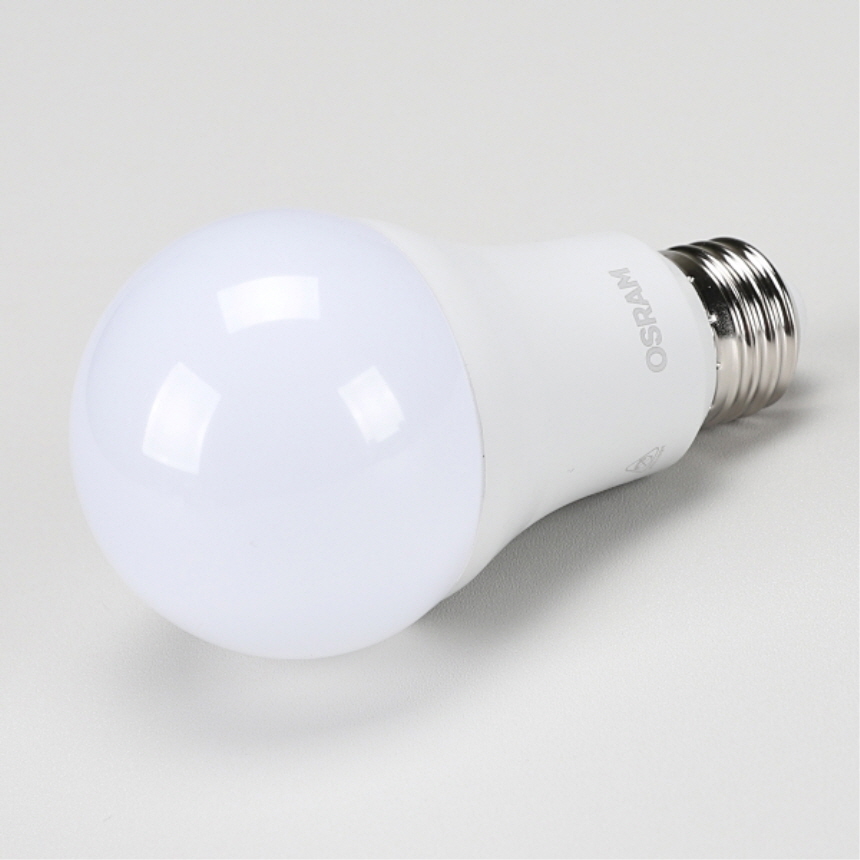 오스람 LED 벌브 전구 1등급 13.5W 전구색 827 2700K 매장 카페 줄조명 램프 - 상세 이미지 4
