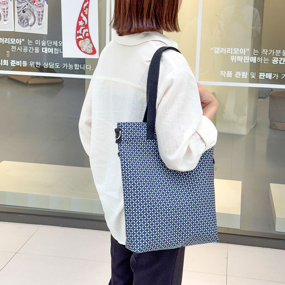 다양한 패턴 빅숄더백 가벼운 경량 데일리 플라워 다이아패턴 큰 에코 숄더백 가방 - 상세 이미지 2