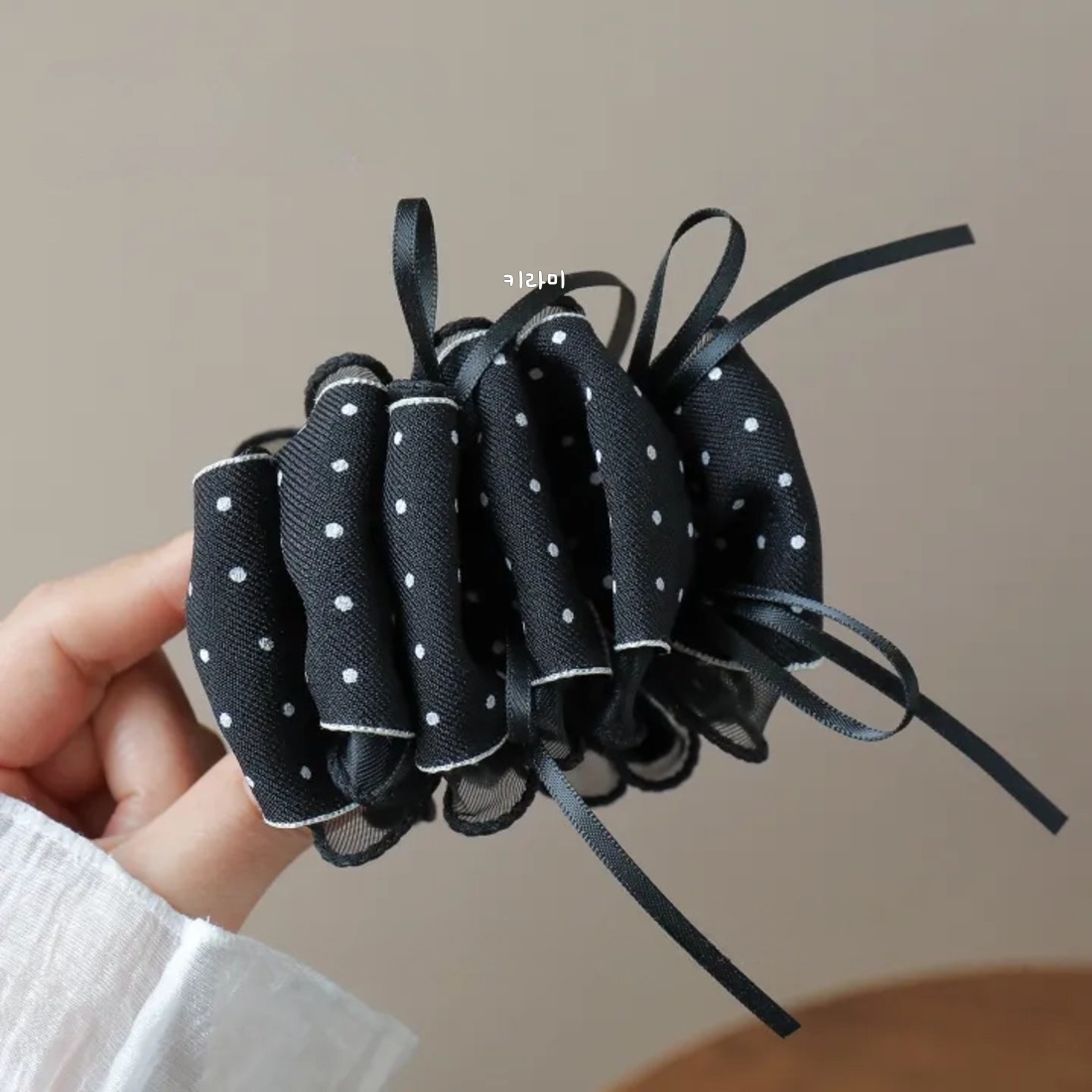 귀여운 도트 캉캉 리본 원형 집게핀 번헤어 반달 헤어핀 - 상세 이미지 4