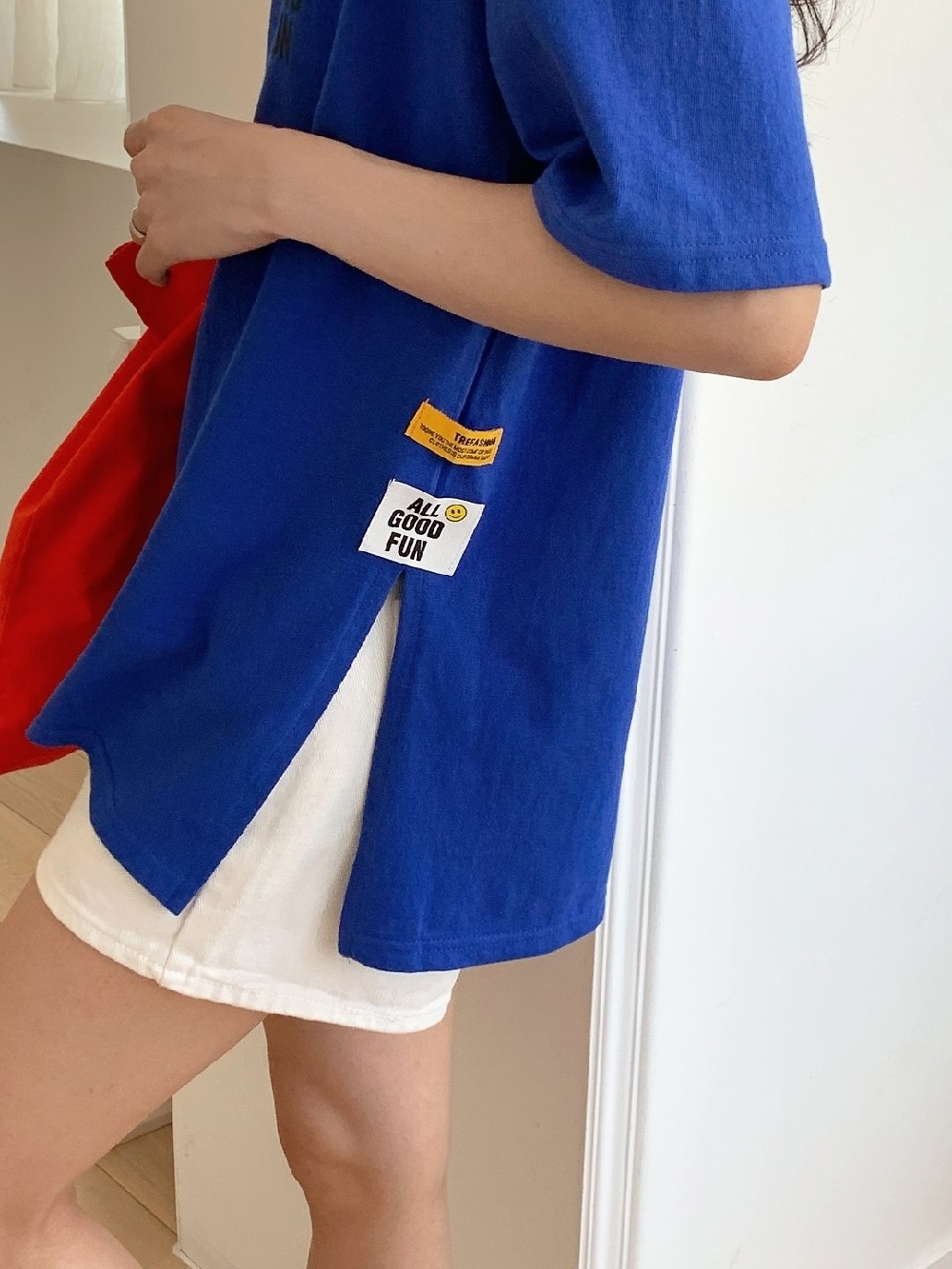 여성반팔티 랍빠 브이넥 오버핏 패치 옆트임 반팔 티셔츠 이미지 6