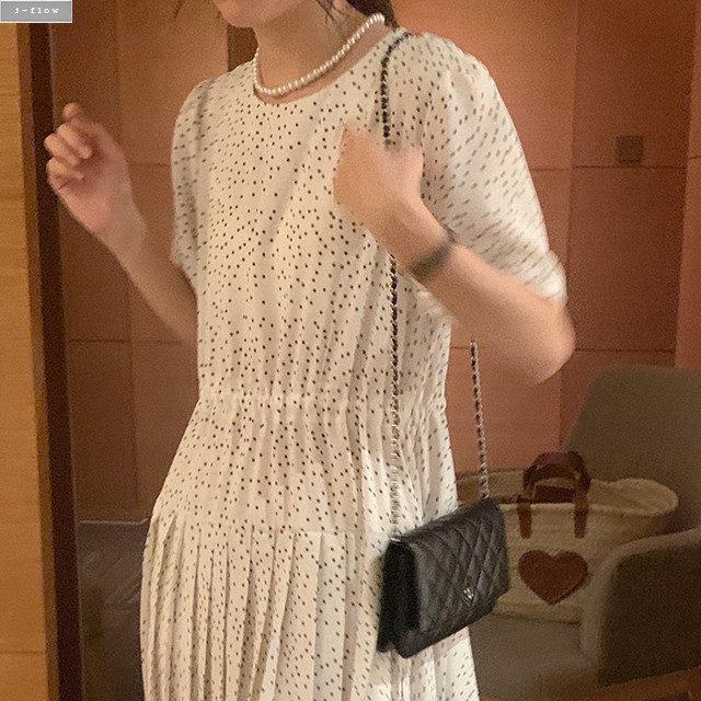 도트 플리츠 주름 쉬폰 여름 롱원피스 (아이보리,블랙) 루즈핏 허리끈 스트링 봄 제이플로우