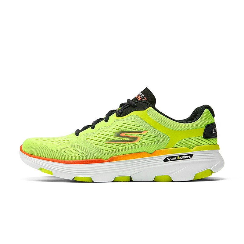 스케쳐스 GO RUN 7.0 남성 러닝화 스케쳐스