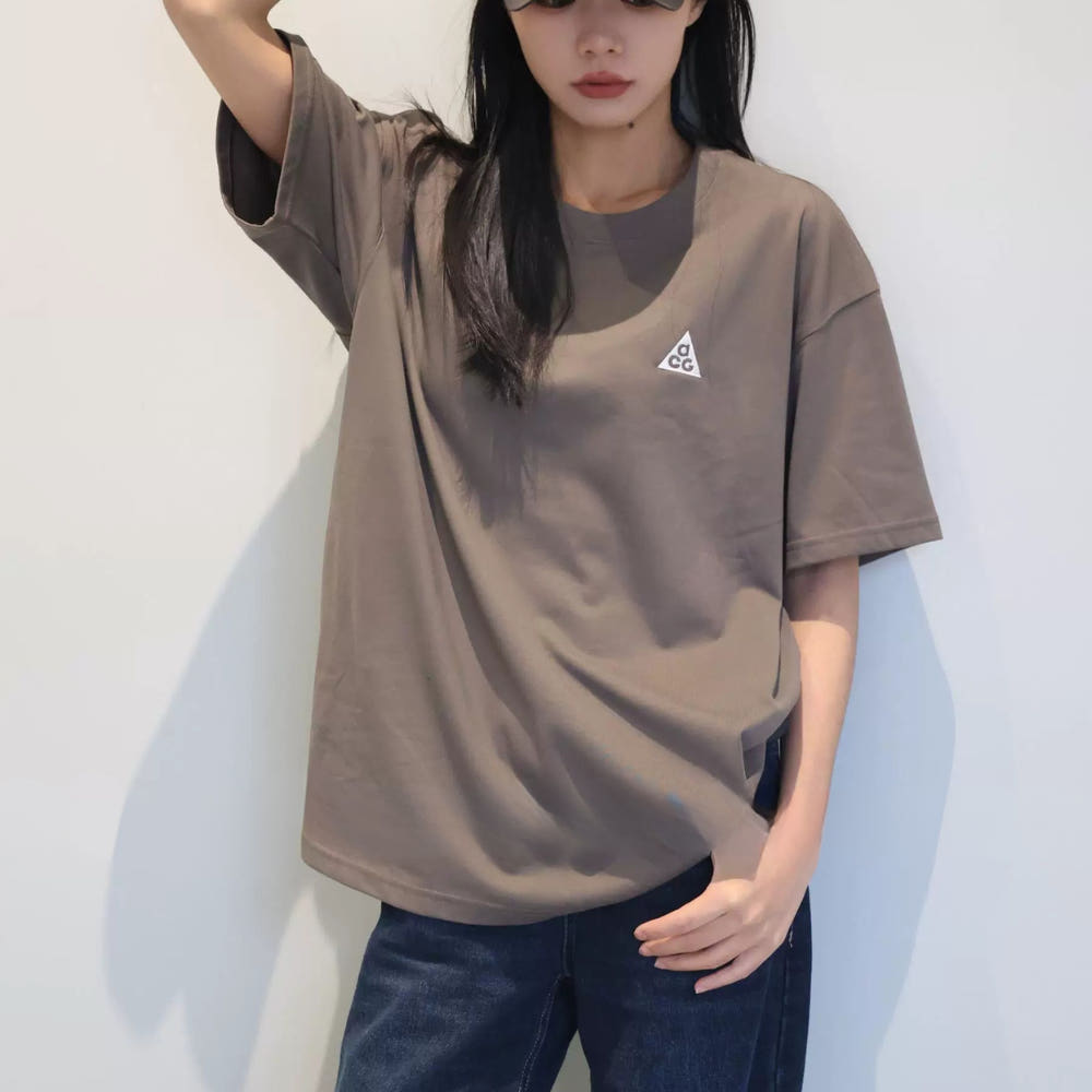 나이키 ACG LBR 로고 반팔 티셔츠 브라운 DC5357-004 - 상세 이미지 2