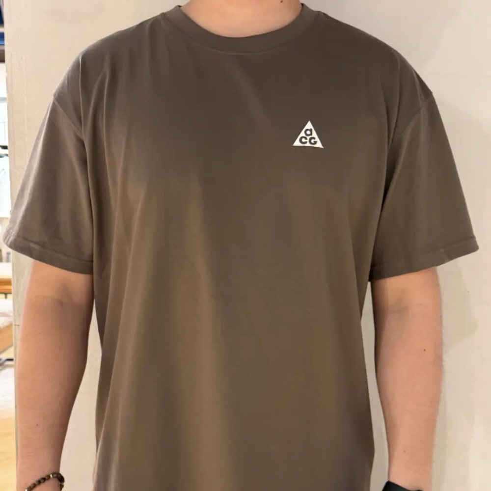 나이키 ACG LBR 로고 반팔 티셔츠 브라운 DC5357-004 - 상세 이미지 4