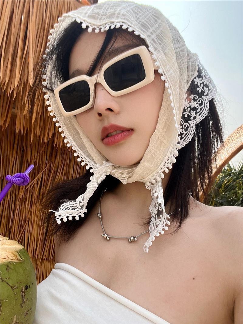 3색 레이스 커치프 헤어 스카프 삼각 두건 망사 시스루 스카프 반다나 보넷 머리띠 웨딩촬영 이미지 8
