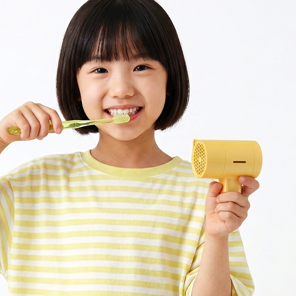 디알고 무선 충전식 휴대용 UVC-LED 어린이 칫솔살균기 UVP01 옐로우 - 상품 이미지