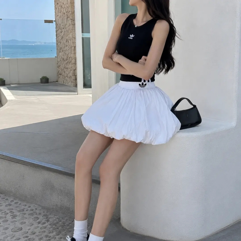 아디다스 오리지널 뉴 플레어 버블 스커트 화이트 KD8123 - 상품 이미지