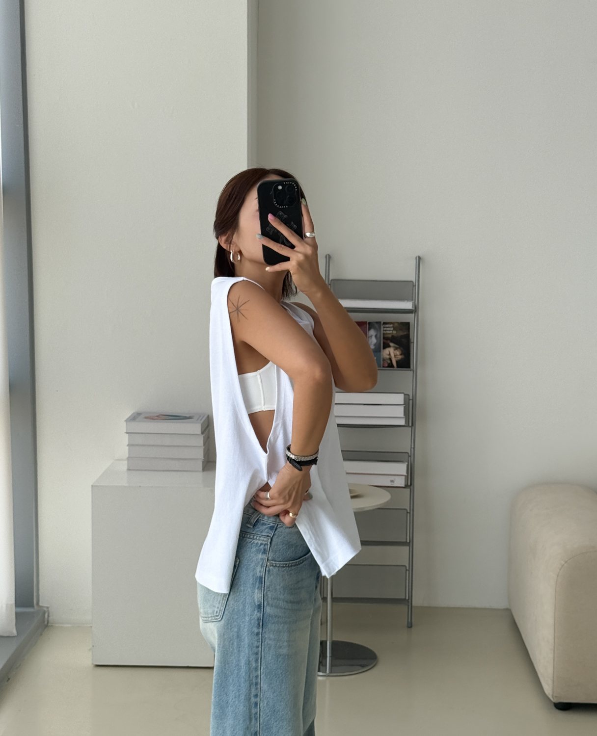 아웃핏 후크 티셔츠 휴가룩 여름 레이어드 나시 - 상세 이미지 3