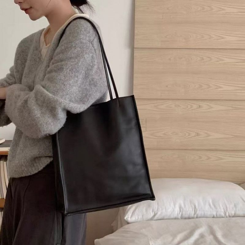 부드러운 양가죽 숄더백 세로사각 토트백 심플하고 미니멀한 사계절용 데일리 가방 - 상품 이미지