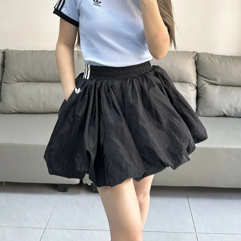 아디다스 오리지널 뉴 플레어 버블 스커트 블랙 KD8122 - 상품 이미지