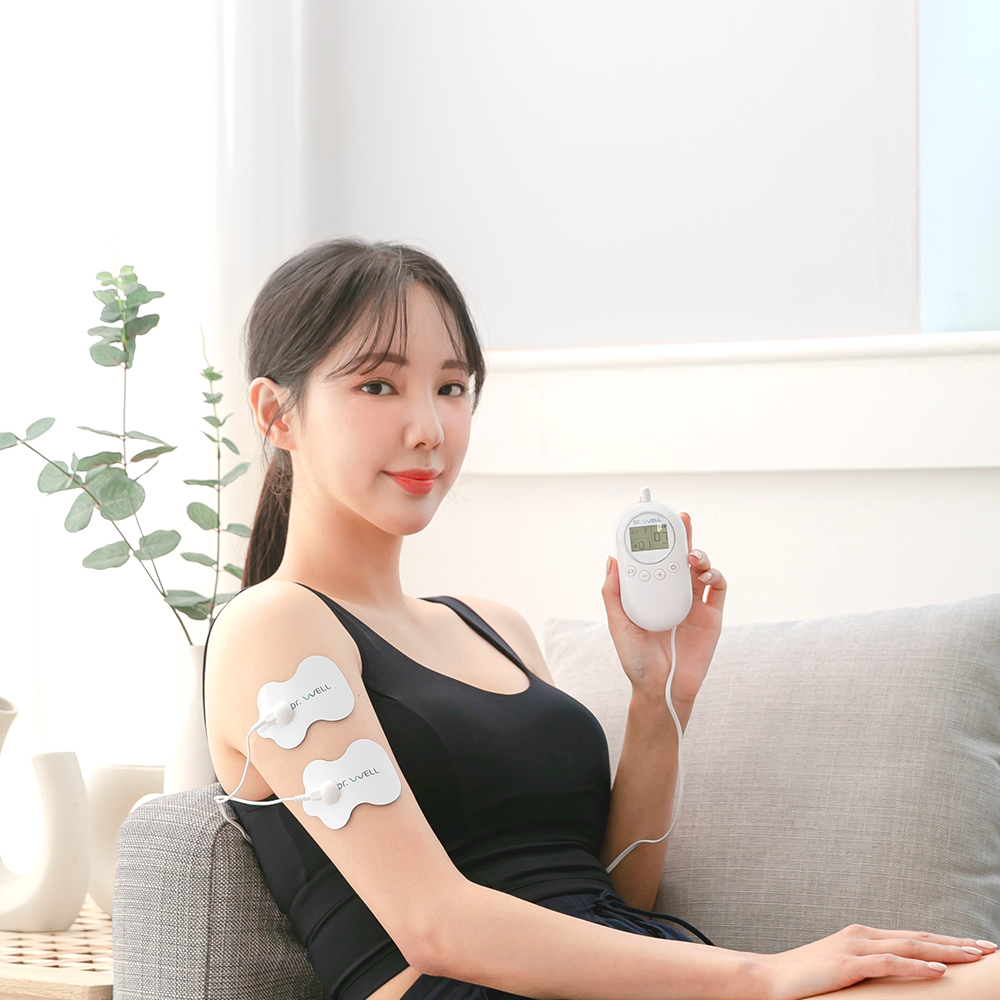 닥터웰 EMS 저주파 마사지기 자극기 2패드 콕콕 안마기 HDW-300 치료기 아님 상품 이미지