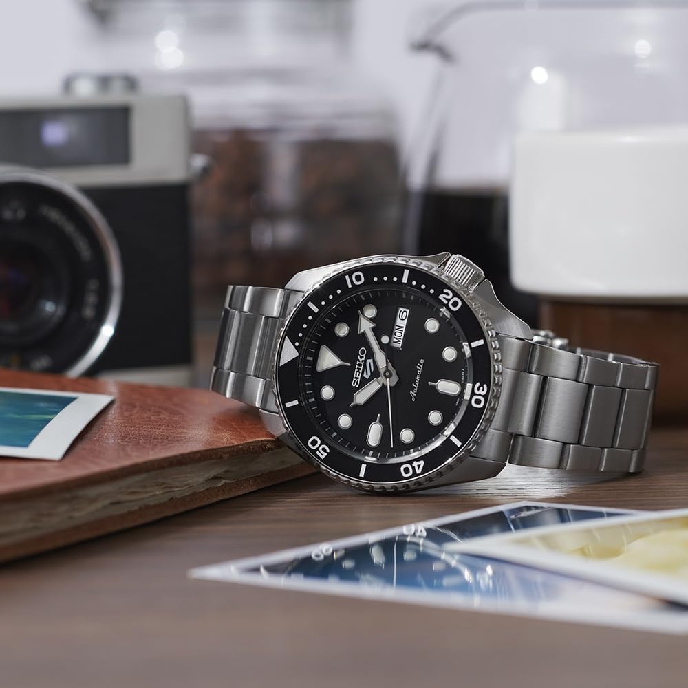 세이코 5 스포츠 SKX 오토매틱 남성 손목시계 메탈 블랙 SBSA005 - 상세 이미지 3
