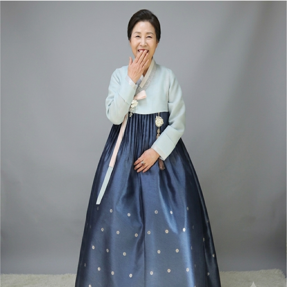 궁 한복대여 혼주 여자 결혼식 어르신 칠순한복 대여점 하객 가족 28번 이미지 7