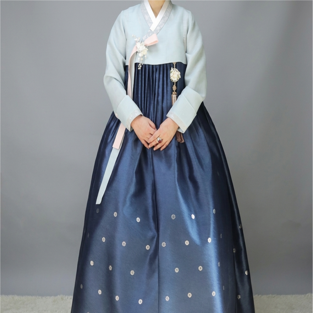 궁 한복대여 혼주 여자 결혼식 어르신 칠순한복 대여점 하객 가족 28번 이미지 8