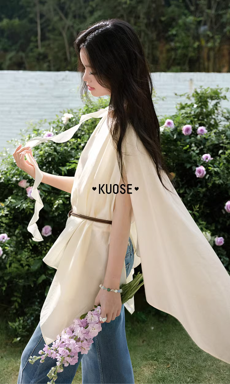 KUOSE 쿠오세 미색 러플 타이넥 케이프 블라우스 - 상품 이미지