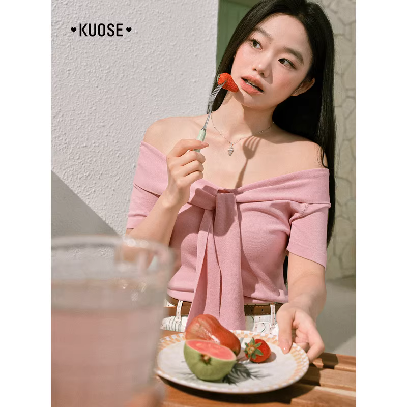 KUOSE 쿠오세 핑크 오프숄더 반팔 니트 탑 - 상세 이미지 5
