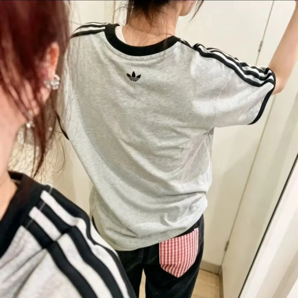 아디다스 오리지널 디즈니 미키마우스 반팔 티셔츠 그레이 KT7775 - 상세 이미지 2