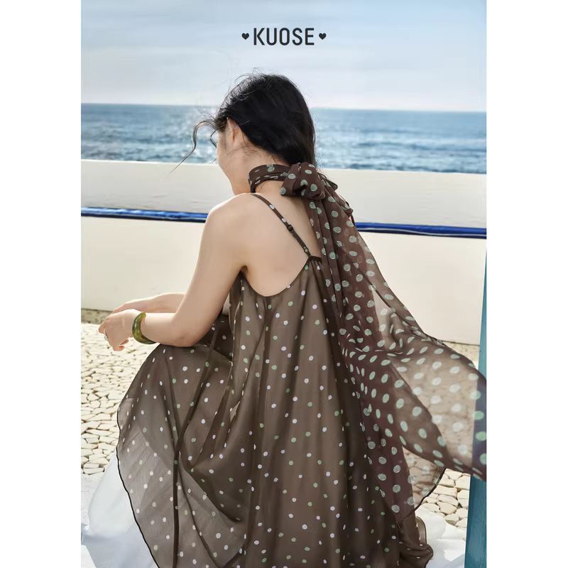KUOSE 쿠오세 브라운 도트 스트랩 레이어드 원피스 - 상세 이미지 3