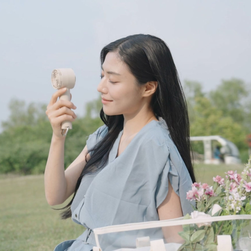 알리사 급속 냉각 에어컨 무선 휴대용 선풍기 손 선풍기 미니 손풍기 핸디 스탠드