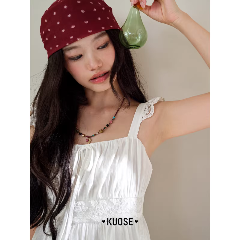 KUOSE 쿠오세 프렌치 레이스 리본 화이트 크롭 민소매 탑 - 상세 이미지 3