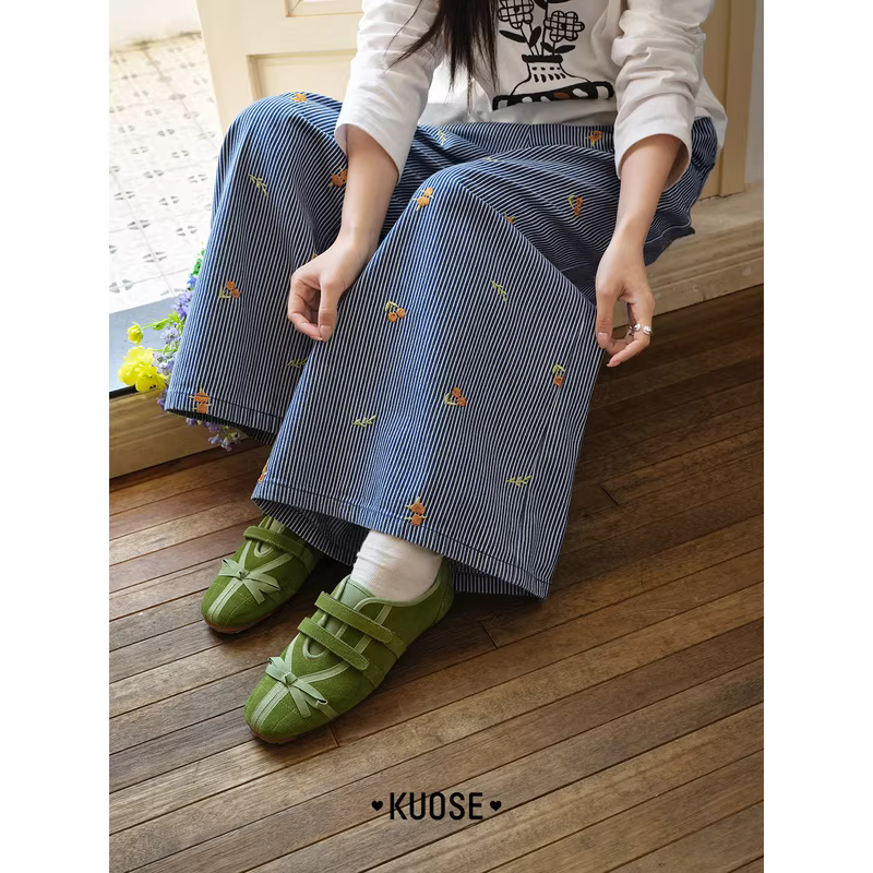 KUOSE 쿠오세 블루 스트라이프 자수 와이드 데님 팬츠 - 상세 이미지 5