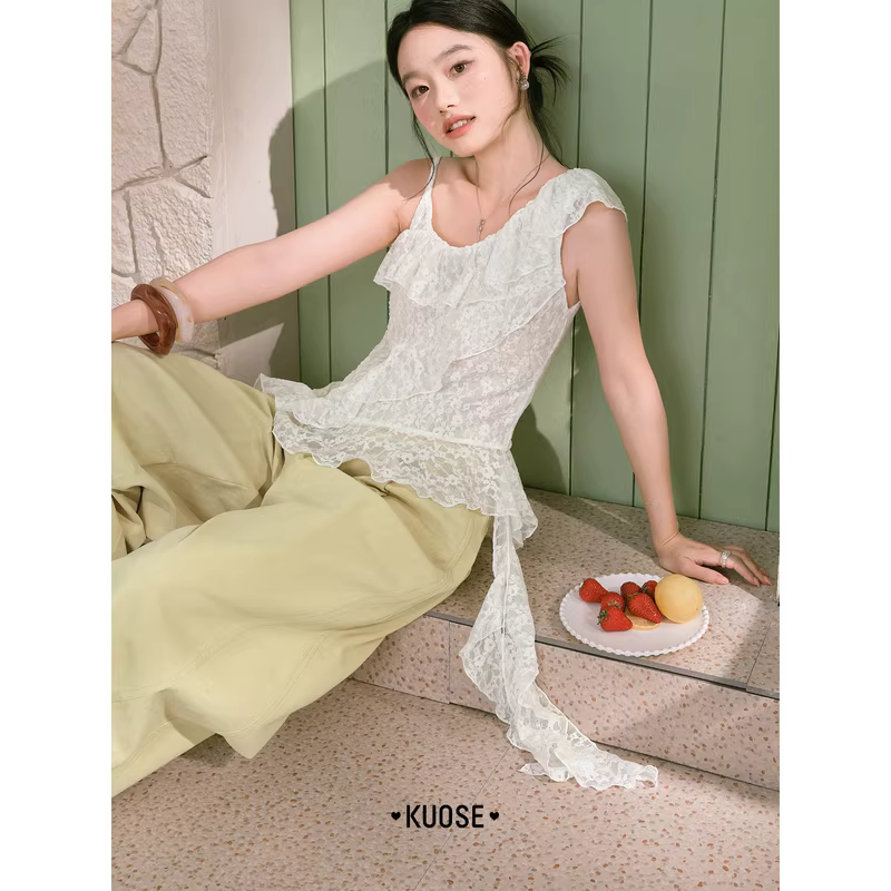 KUOSE 쿠오세 화이트 레이스 언발 러플 블라우스 - 상세 이미지 3