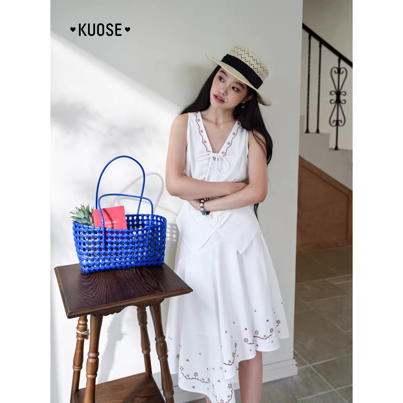KUOSE 쿠오세 여성 여름 V넥 자수 언발 스커트 투피스 세트 - 상세 이미지 5