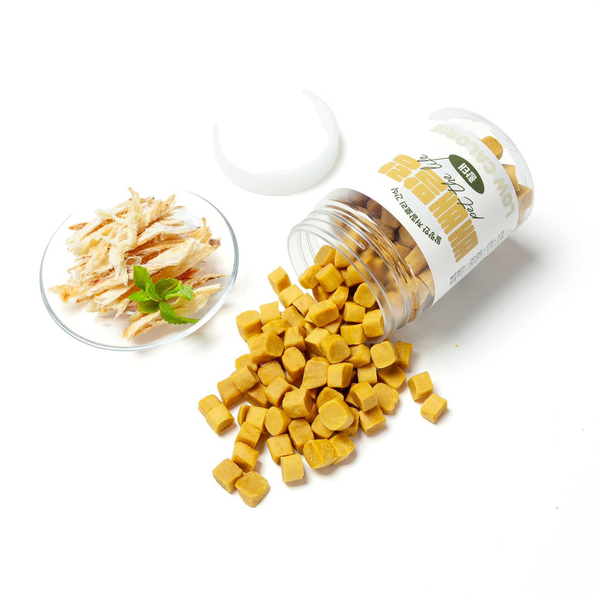 펫더라이프 빼빼말랑 강아지 다이어트 저칼로리 노견 간식, 300g, 1개, 황태 - 상품 이미지