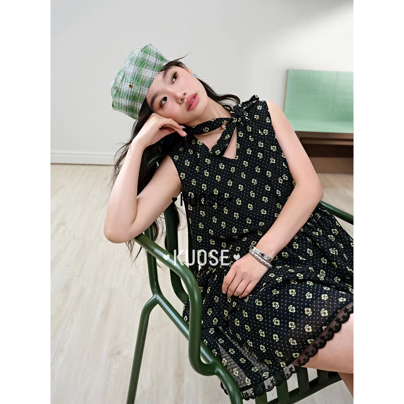 KUOSE 쿠오세 블랙 플라워 레이스 민소매탑 - 상세 이미지 3