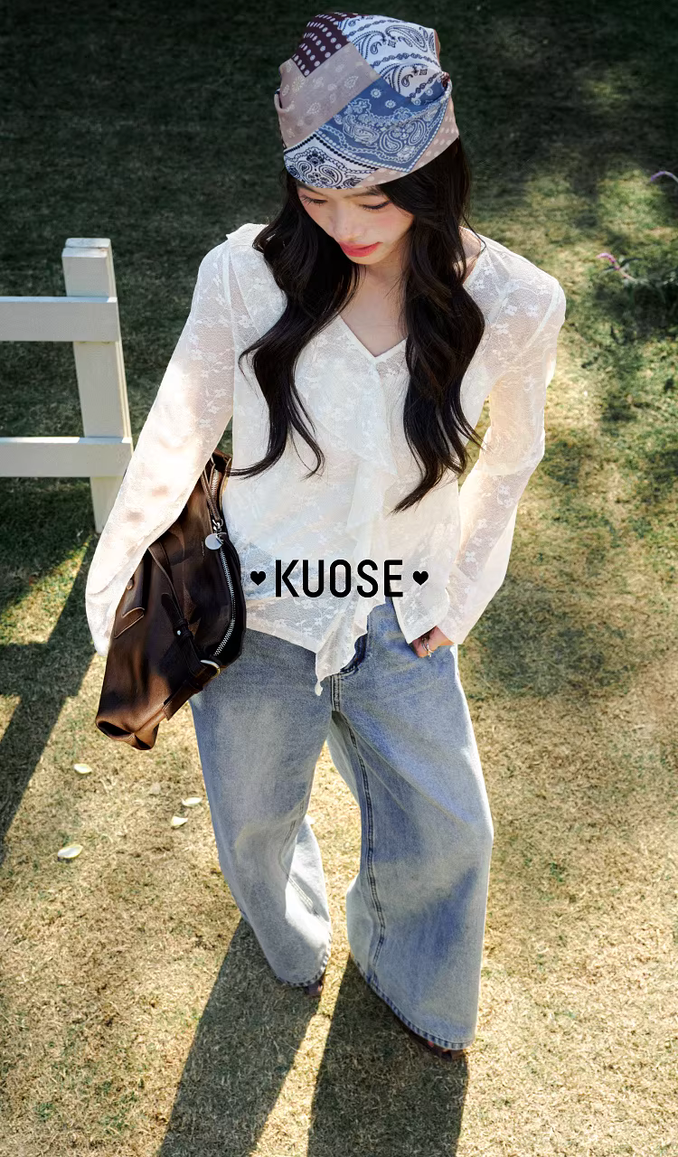 KUOSE 쿠오세 아이보리 긴팔 레이스 블라우스 슬리브리스 투피스 세트 - 상품 이미지